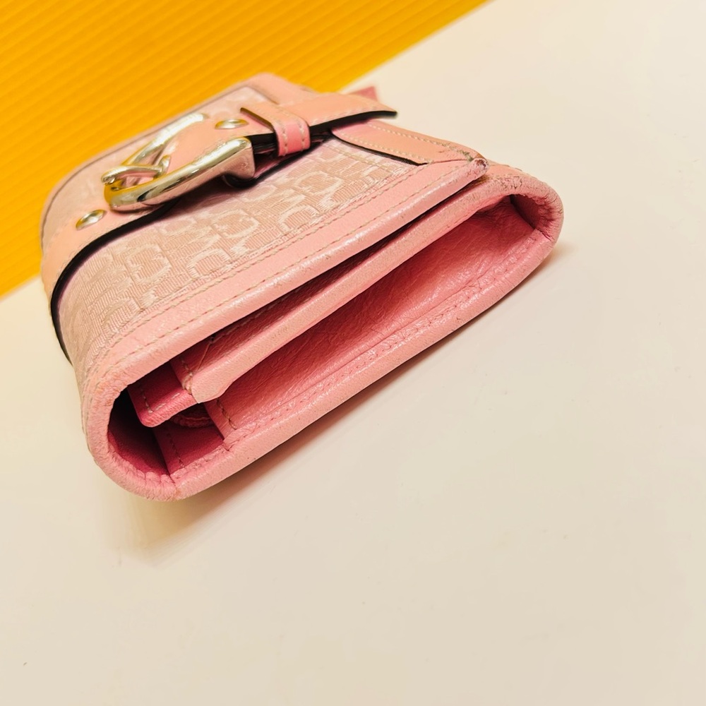Coach Y2K SoHo Pink Wallet - Picture 8 of 14